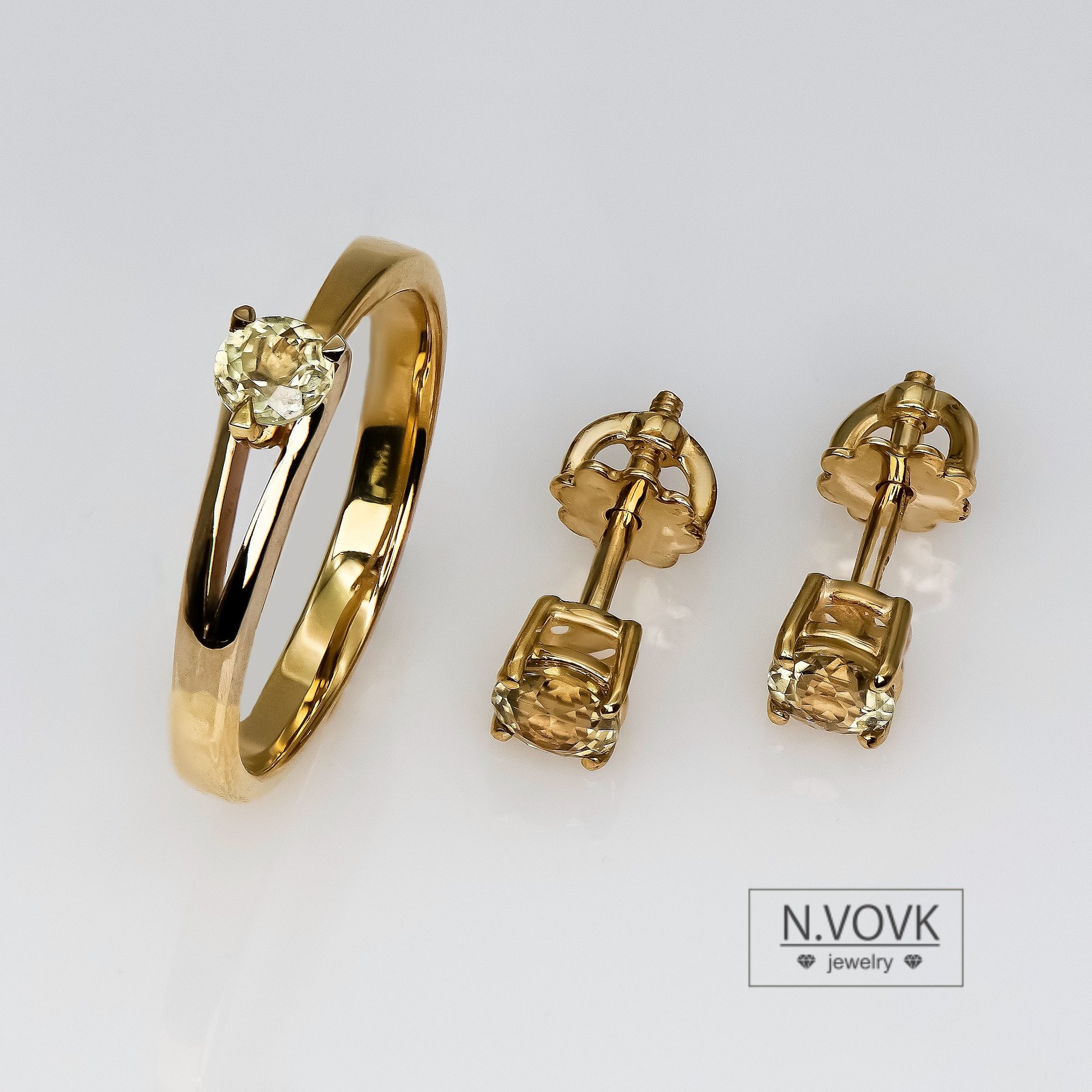 Набор серьги и кольцо с натуральным султанитом золото