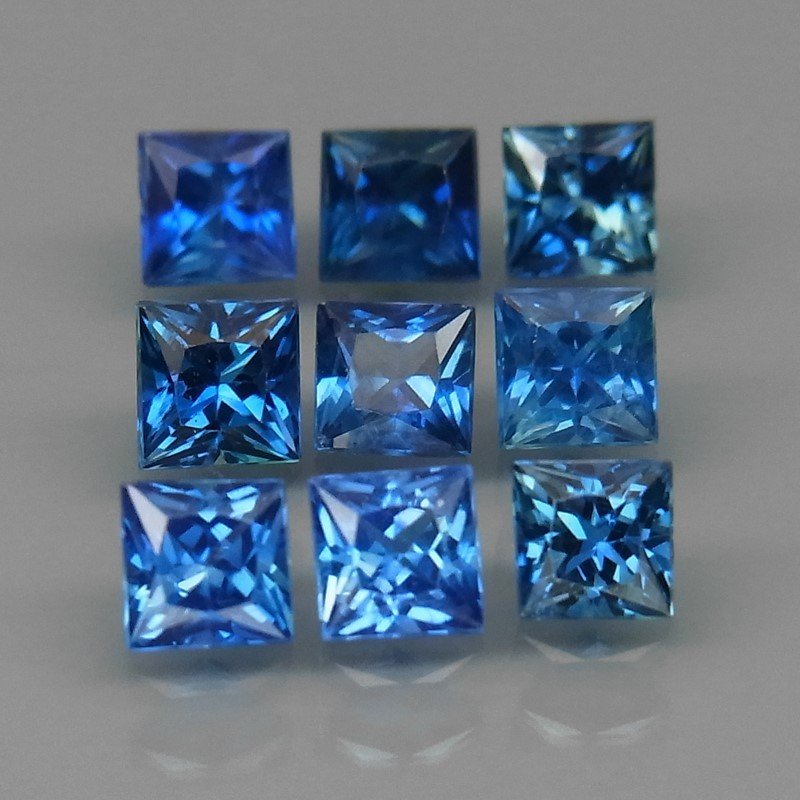 Сапфир синий квадрат 3х3 мм ціна за шт