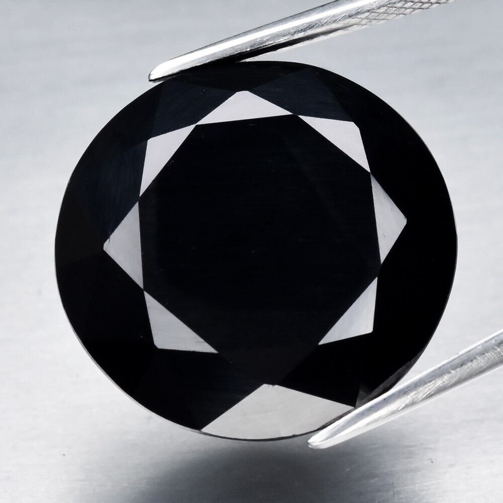 Шпінель натуральна чорна круг 18 мм