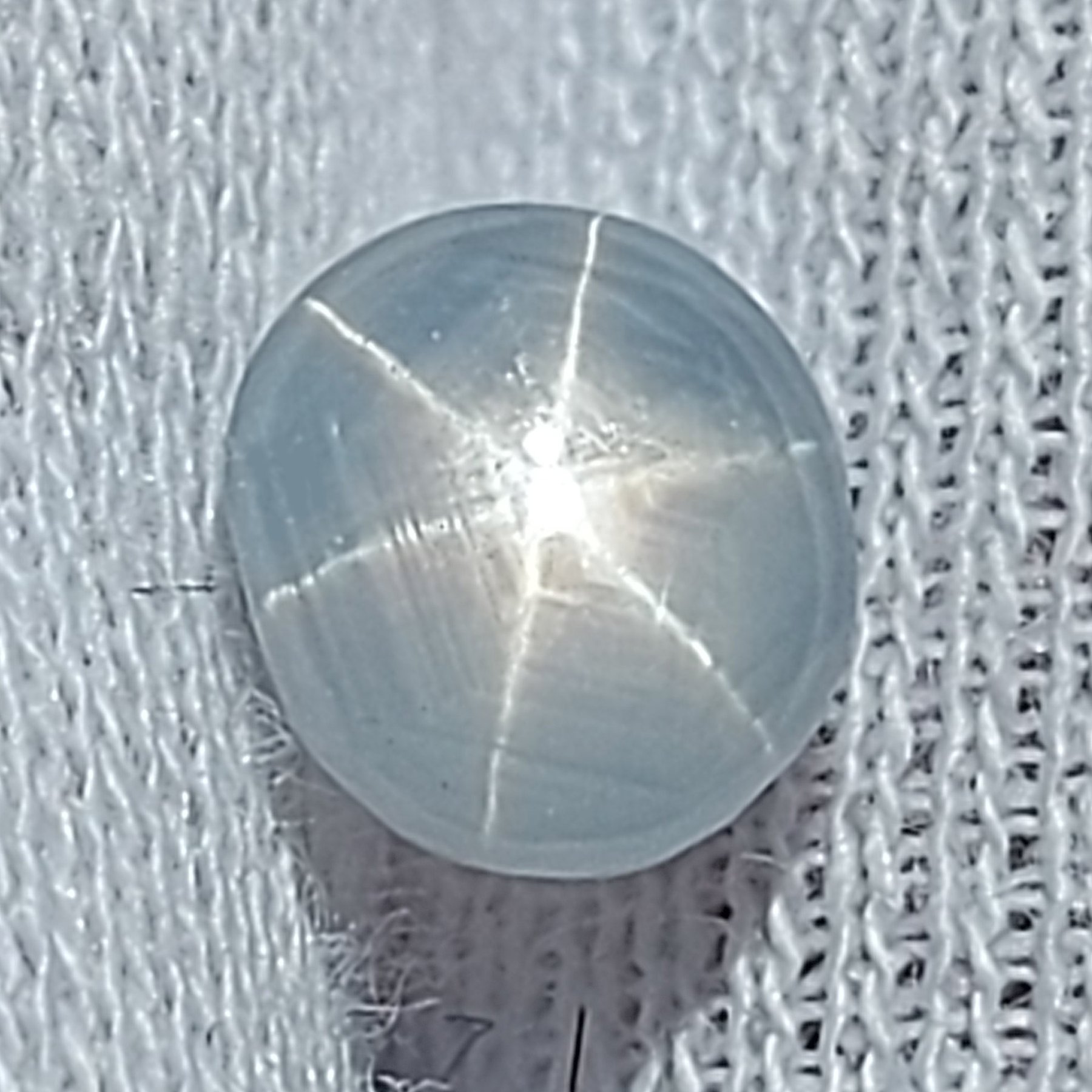 Зоряний сапфір 1,56 карат ЦЕЙЛОН овал 6,3х5,6 мм НЕ ГРІТИЙ